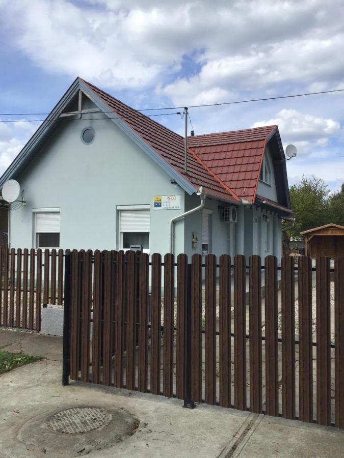 Ferienwohnung 4 Lurko Apartman Uj Hajdúszoboszló Exterior foto